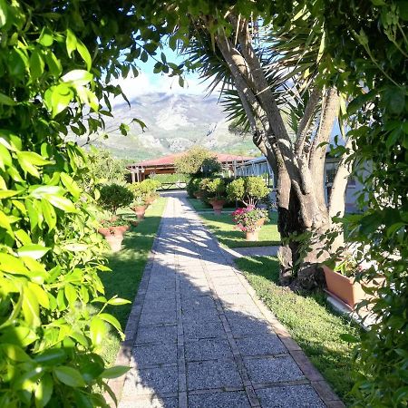 Saturnia Garden B&B Spigno Saturnia Buitenkant foto