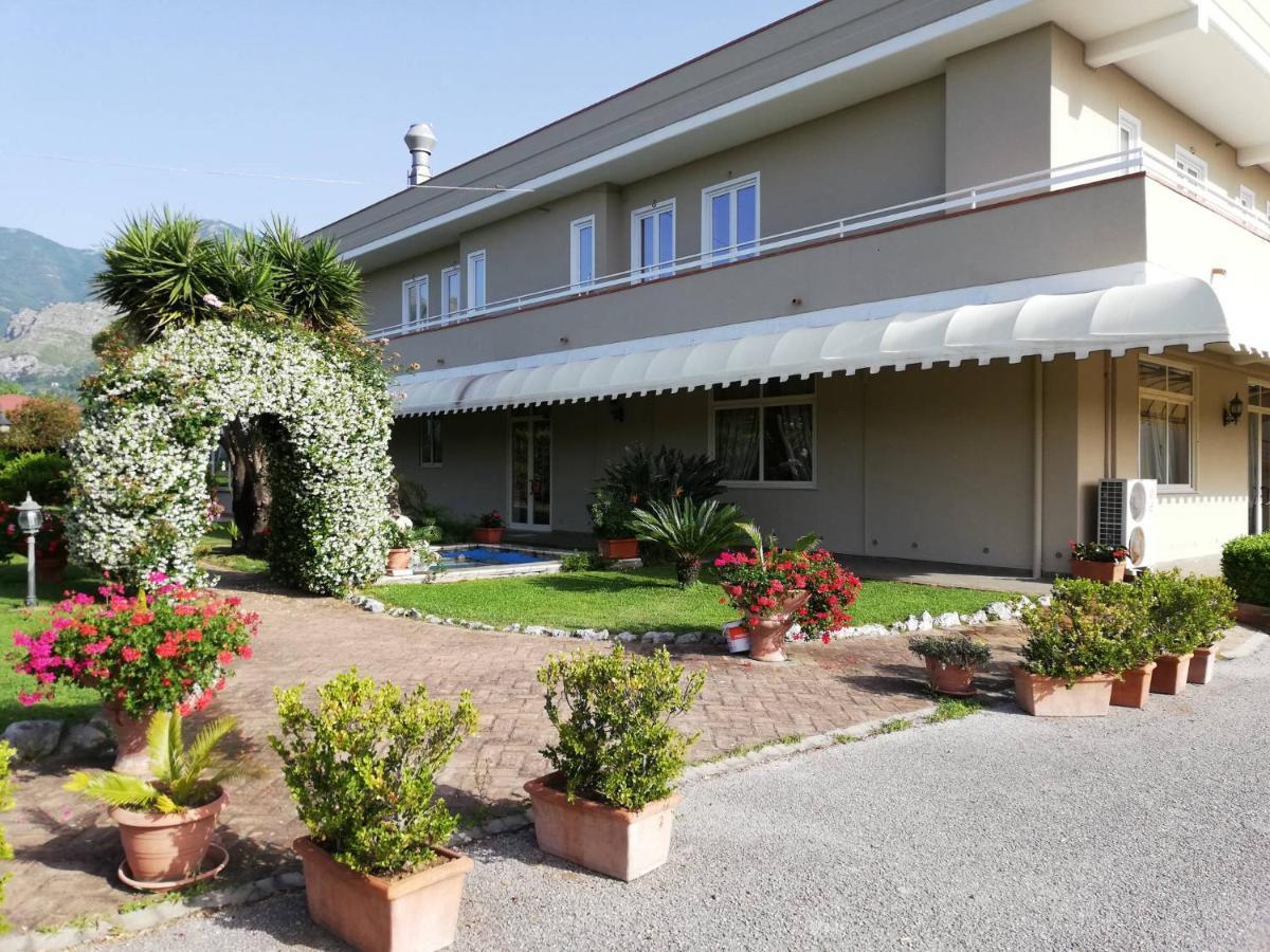 Saturnia Garden B&B Spigno Saturnia Buitenkant foto